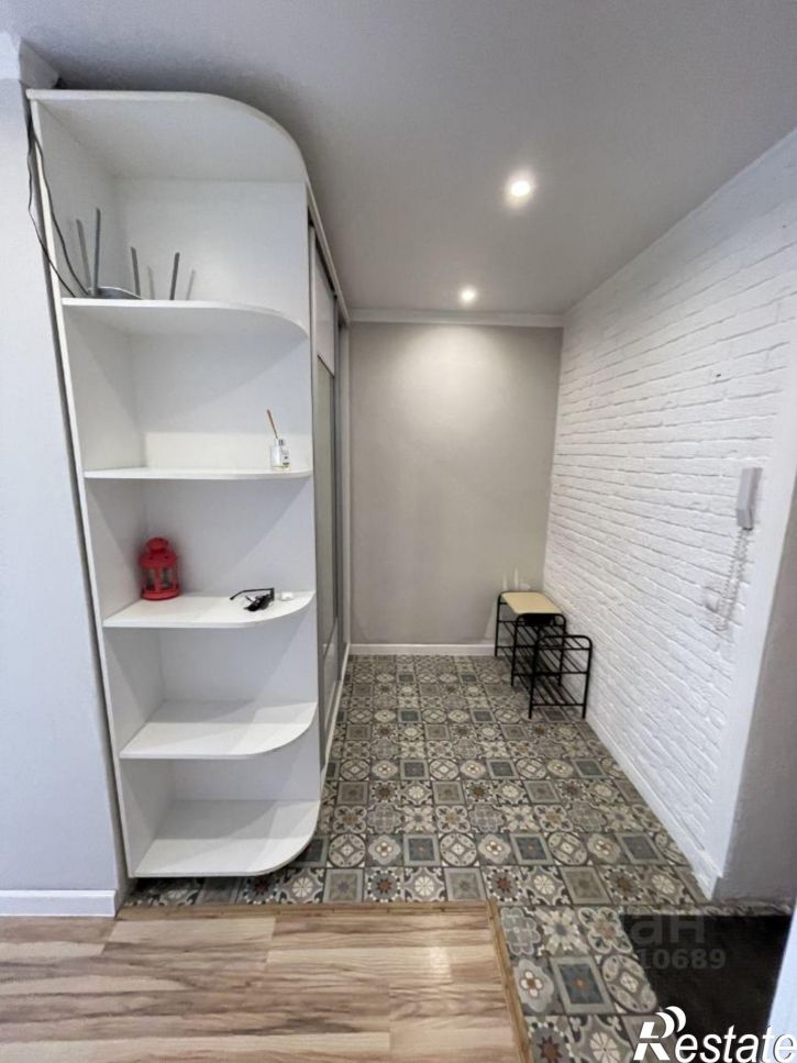 2-комн квартира ул Артема, 103,  д. 103