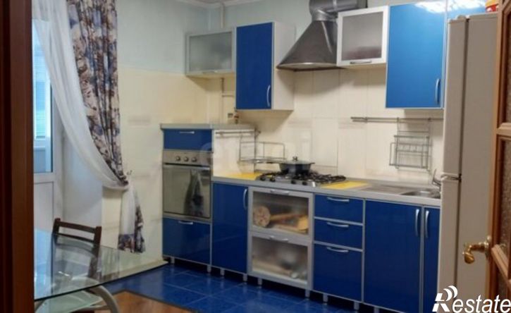 3-комн квартира ул Караная Муратова, 2,  д. 2
