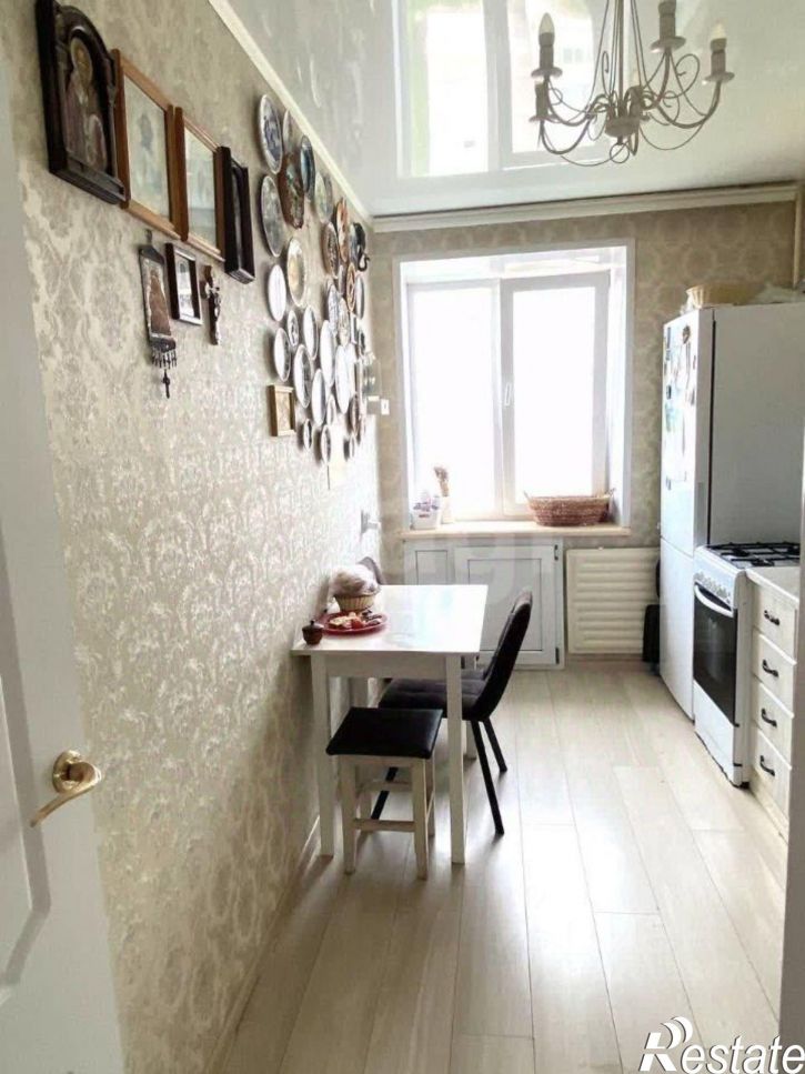 3-комн квартира ул Артема, 103,  д. 103