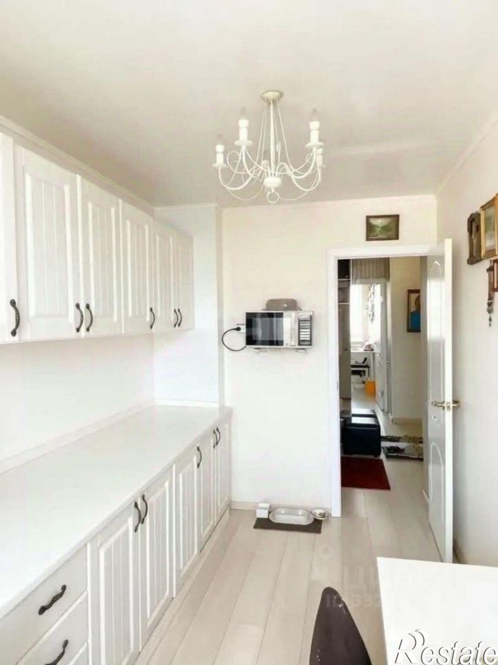 3-комн квартира ул Артема, 103,  д. 103