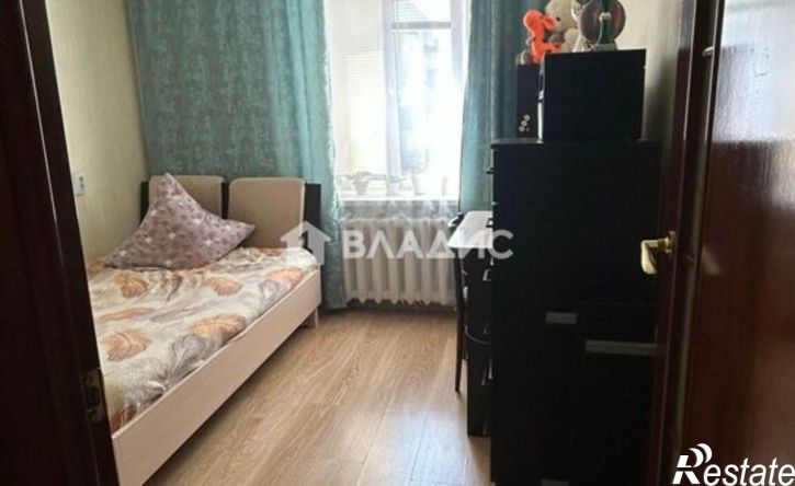 3-комн квартира ул Цюрупы, 1,  д. 1