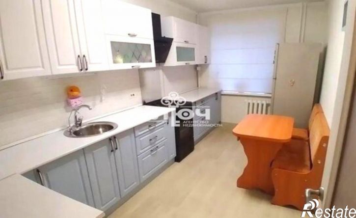 2-комн квартира ул Караная Муратова, 6,  д. 6