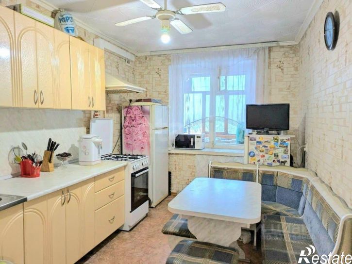 4-комн квартира ул Сазонова, 8,  д. 8
