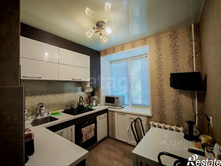 4-комн квартира ул Блюхера, 6а,  д. 6а