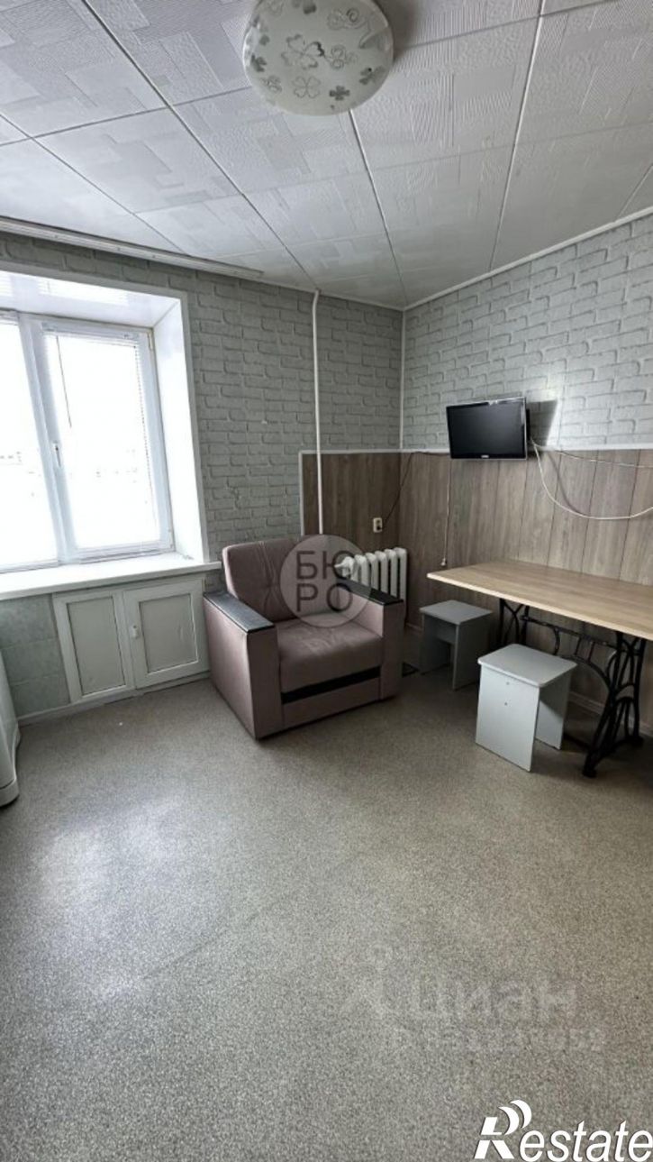 3-комн квартира ул Артема, 15,  д. 15