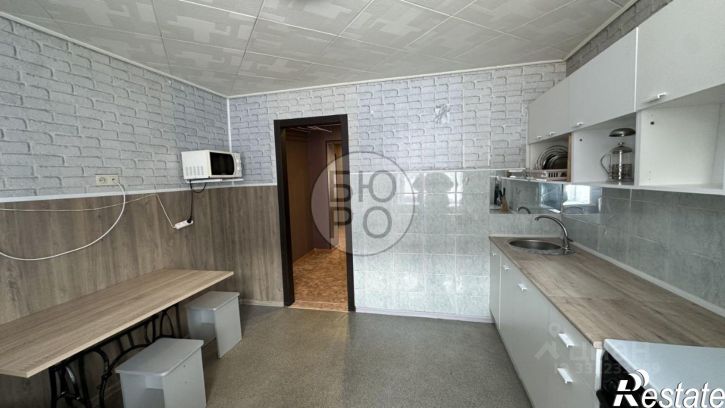 3-комн квартира ул Артема, 15,  д. 15