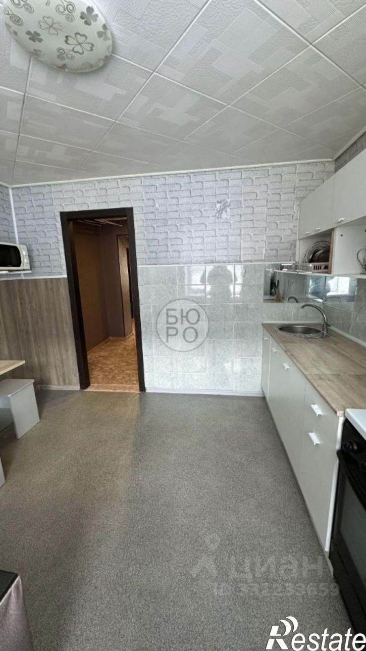 3-комн квартира ул Артема, 15,  д. 15