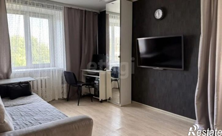 3-комн квартира ул Артема, 1,  д. 1