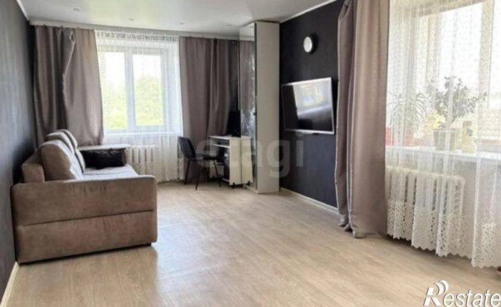 3-комн квартира ул Артема, 1,  д. 1
