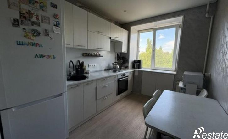 3-комн квартира ул Артема, 1,  д. 1