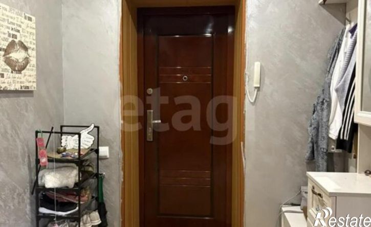 3-комн квартира ул Артема, 1,  д. 1