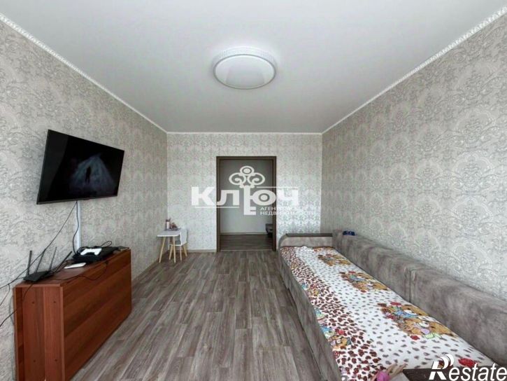 3-комн квартира ул Артема, 77,  д. 77