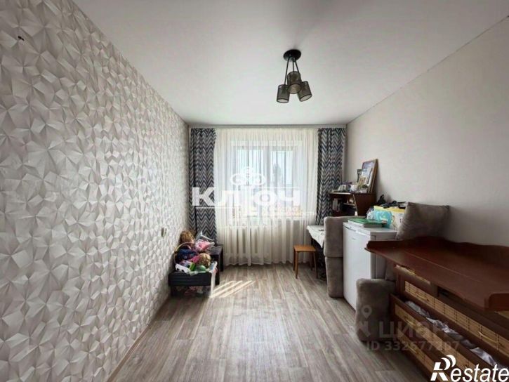 3-комн квартира ул Артема, 77,  д. 77