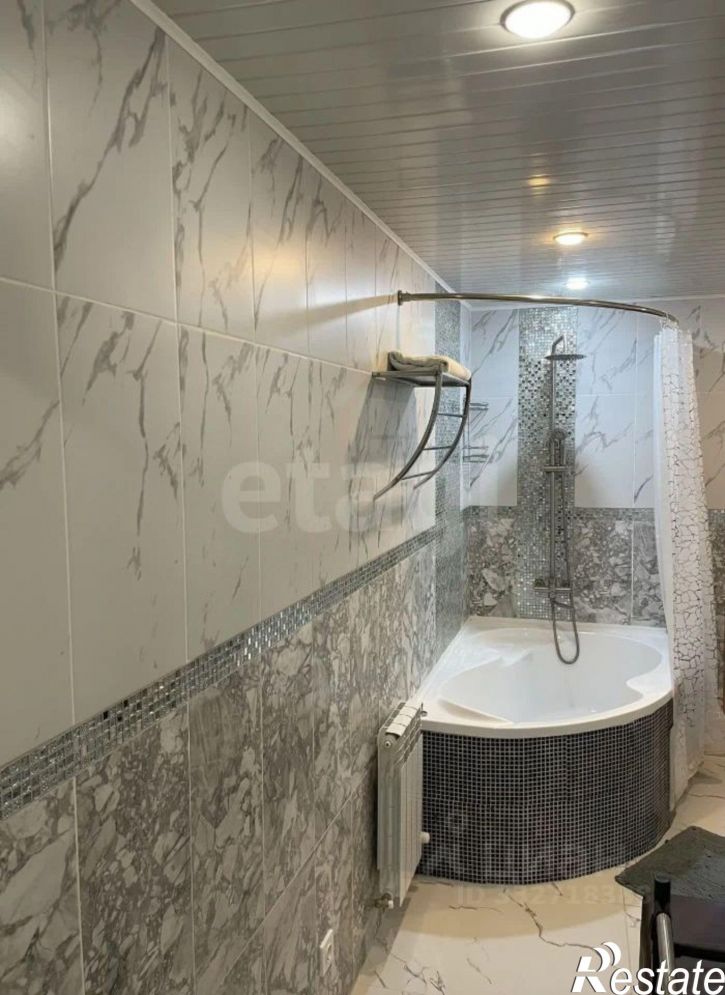 3-комн квартира пр-кт Октября, 85,  д. 85