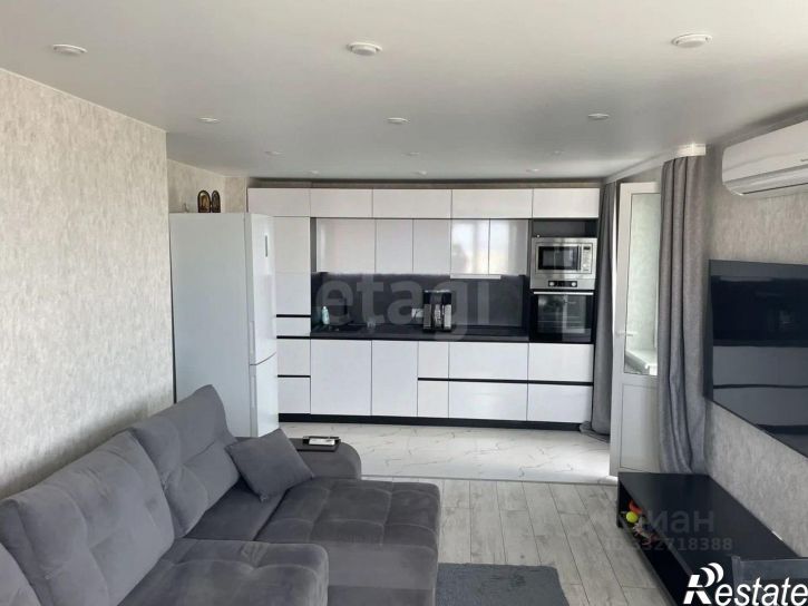 3-комн квартира пр-кт Октября, 85,  д. 85