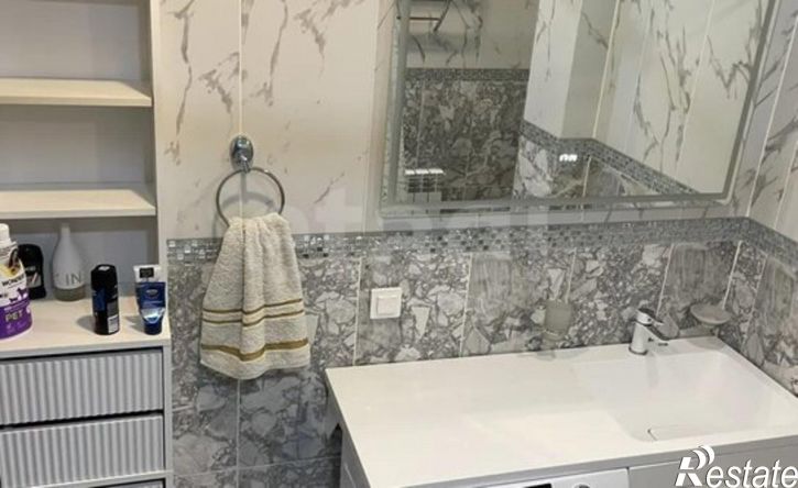 3-комн квартира пр-кт Октября, 85,  д. 85