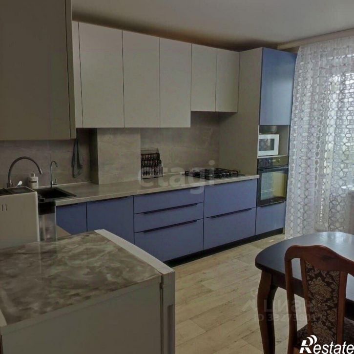 3-комн квартира ул Цементников, 8,  д. 8
