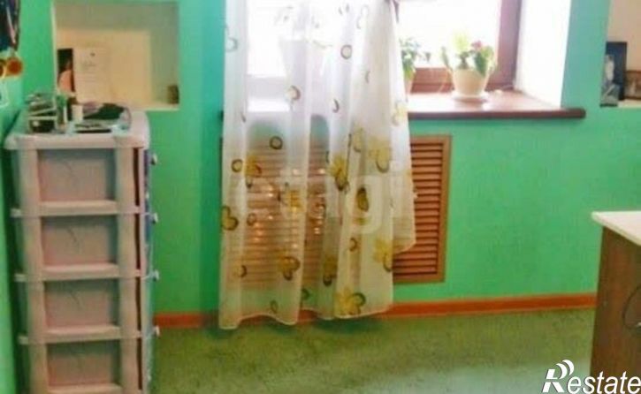 4-комн квартира ул Артема, 146,  д. 146