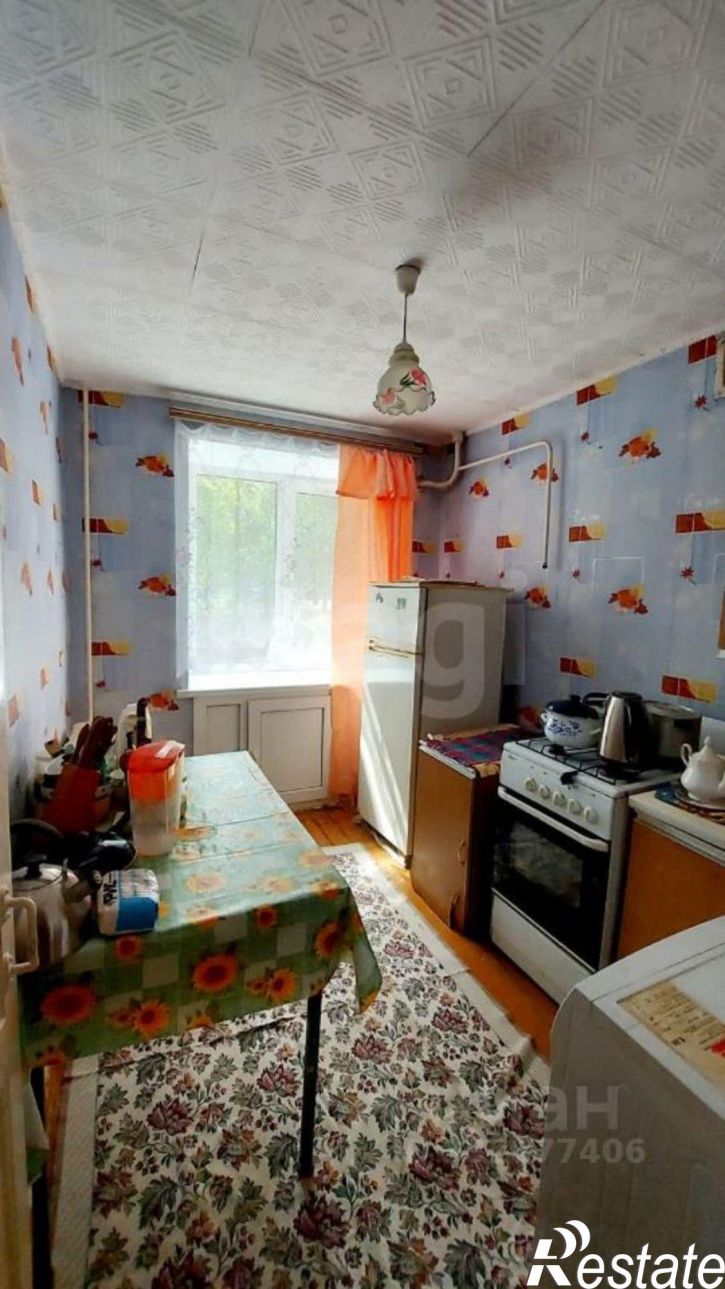 3-комн квартира пр-кт Октября, 20,  д. 20