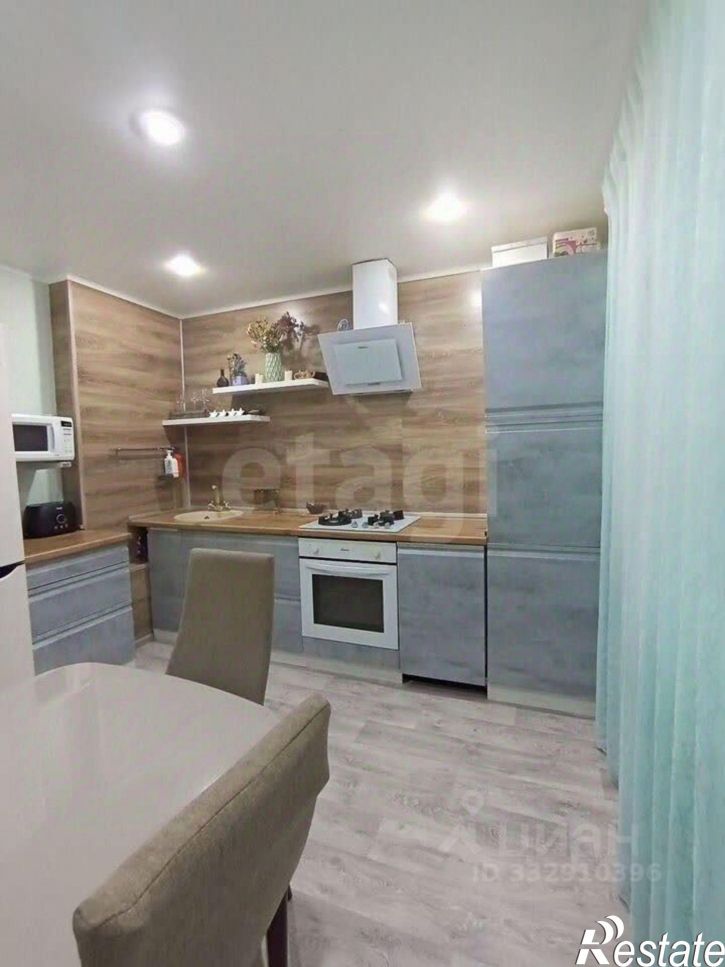 3-комн квартира ул Строителей, 18,  д. 18