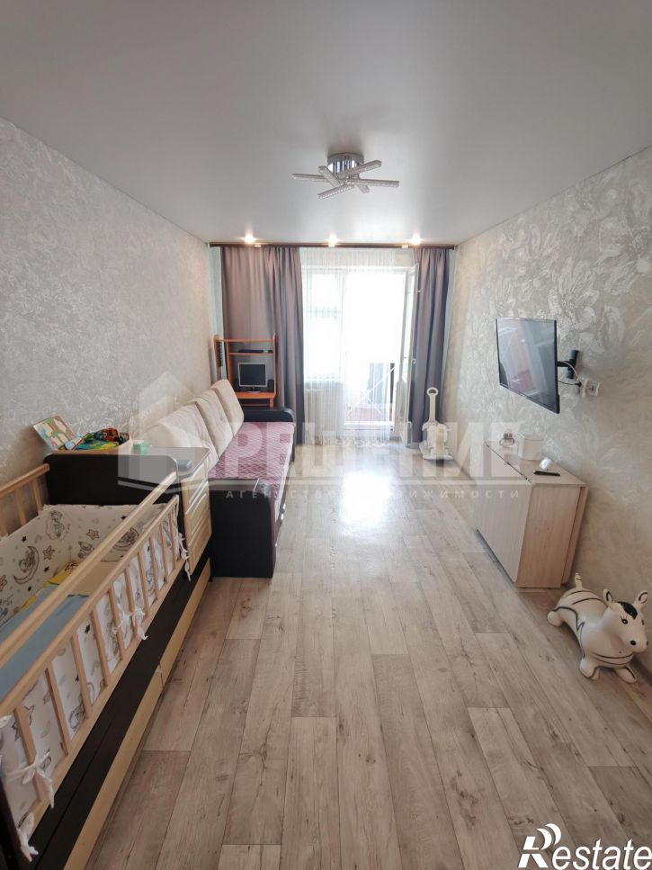 1-комн квартира Артема улица,108