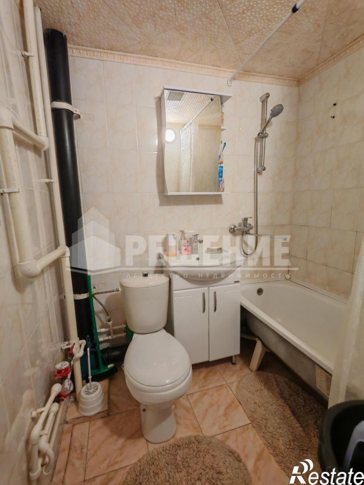 1-комн квартира Артема улица,108