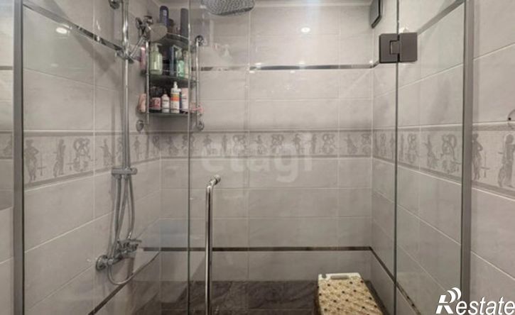 4-комн квартира ул Коммунистическая, 85,  д. 85
