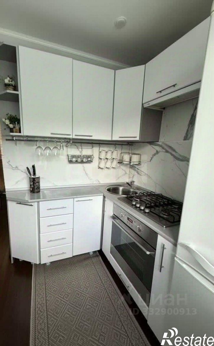 3-комн квартира Коммунистическая улица, 15,  д. 15