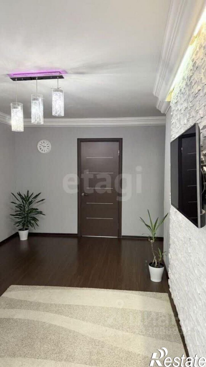 3-комн квартира Коммунистическая улица, 15,  д. 15