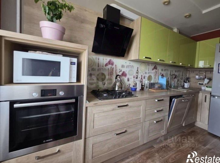 3-комн квартира ул Строителей, 65,  д. 65