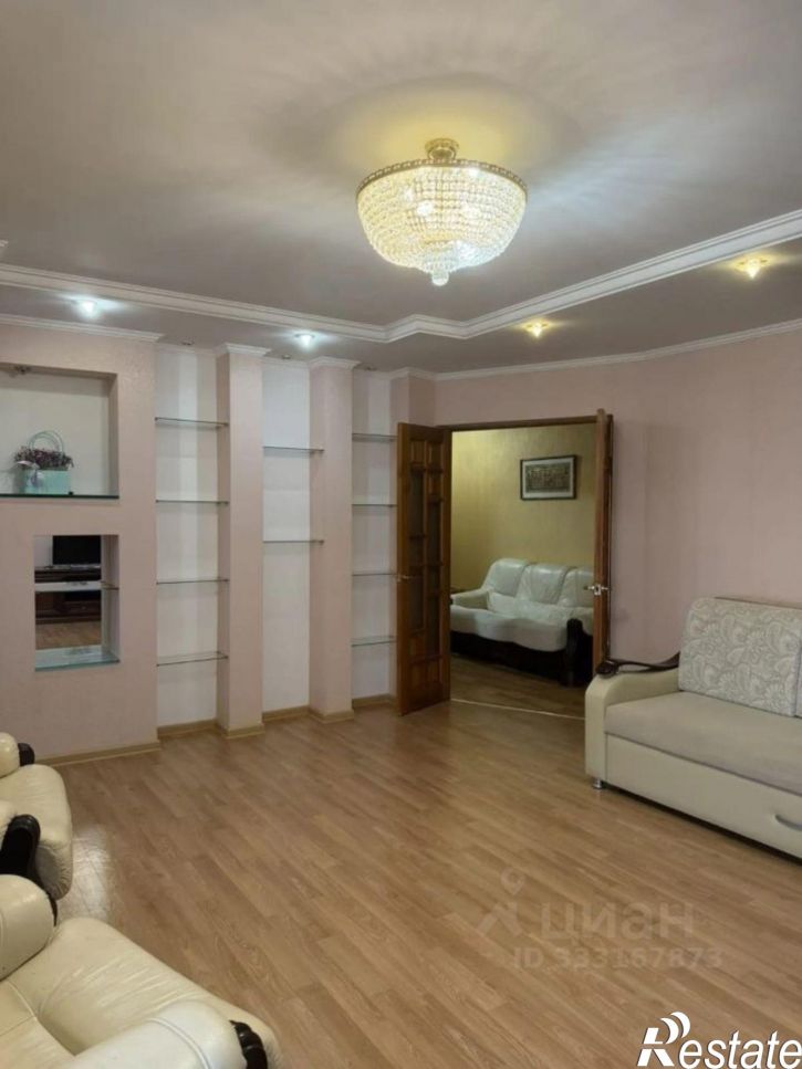 3-комн квартира ул Караная Муратова, 2,  д. 2