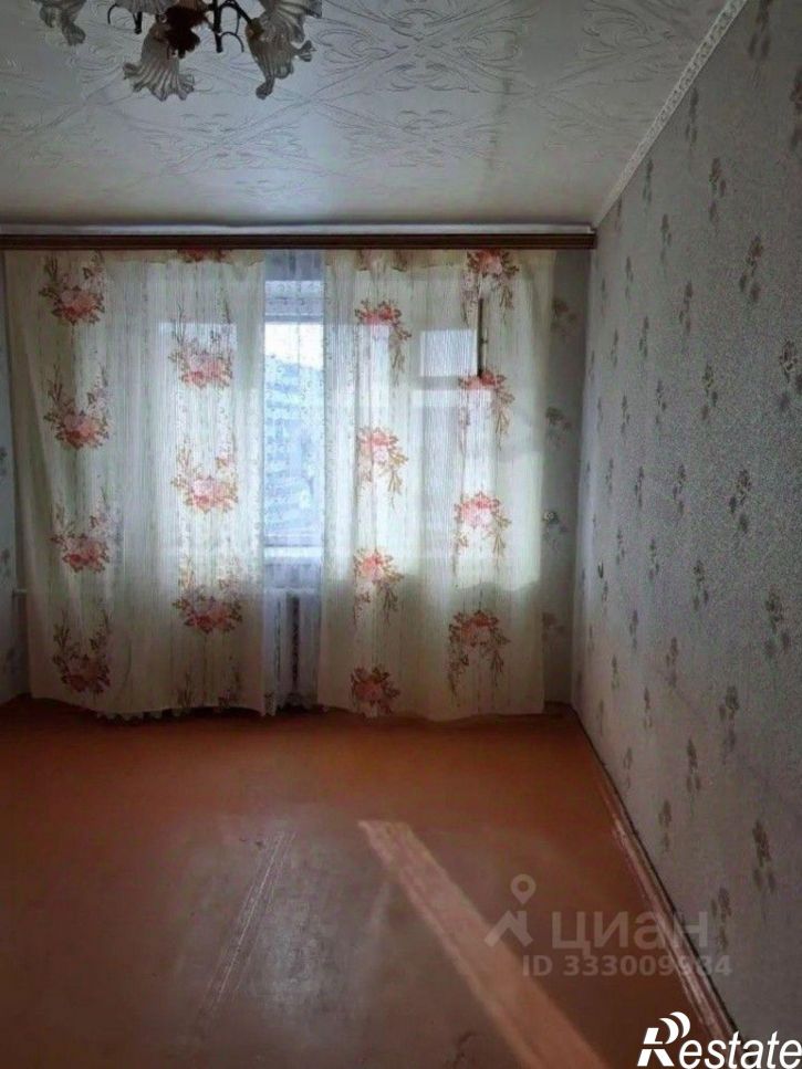 4-комн квартира ул Блюхера, 2,  д. 2
