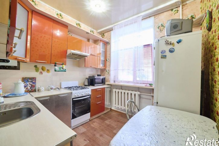4-комн квартира ул Воинов-интернационалистов, 38,  д. 38