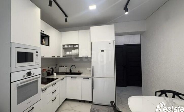 2-комн квартира пр-кт Октября, 52,  д. 52