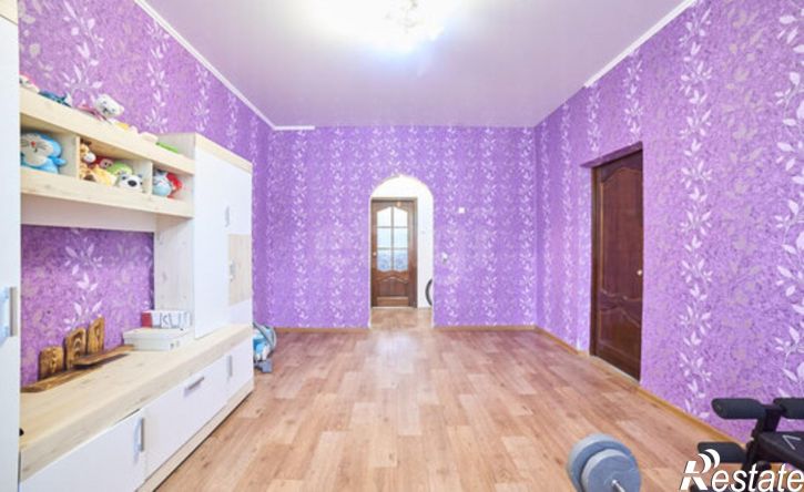 4-комн квартира ул Воинов-интернационалистов, 38,  д. 38