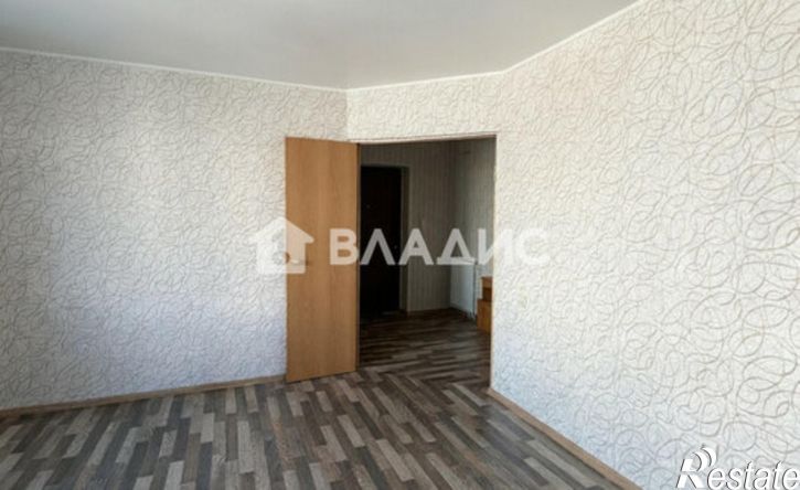 2-комн квартира ул Артема, 76,  д. 76