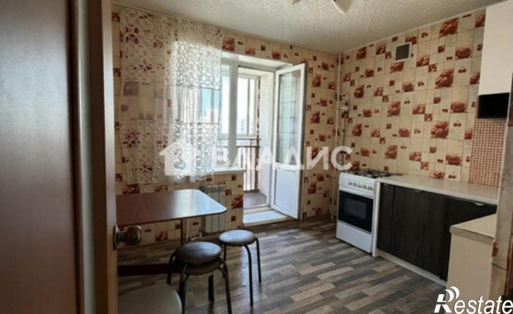 2-комн квартира ул Артема, 76,  д. 76