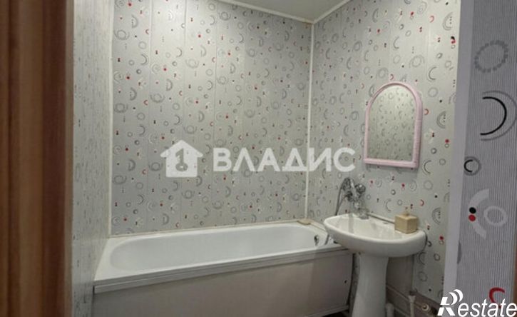2-комн квартира ул Артема, 76,  д. 76