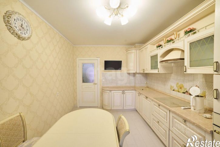 3-комн квартира пр-кт Октября, 46,  д. 46