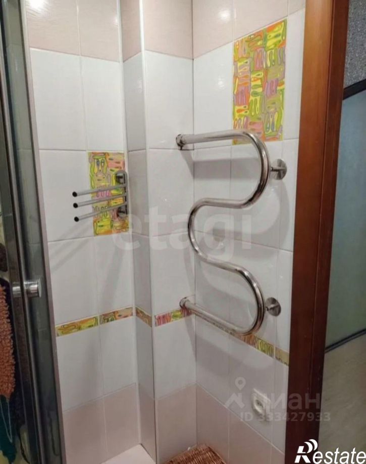 3-комн квартира ул Артема, 21а,  д. 21а