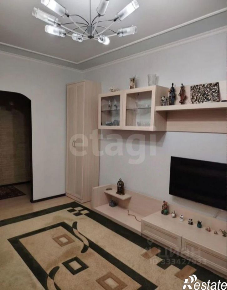 3-комн квартира ул Артема, 21а,  д. 21а