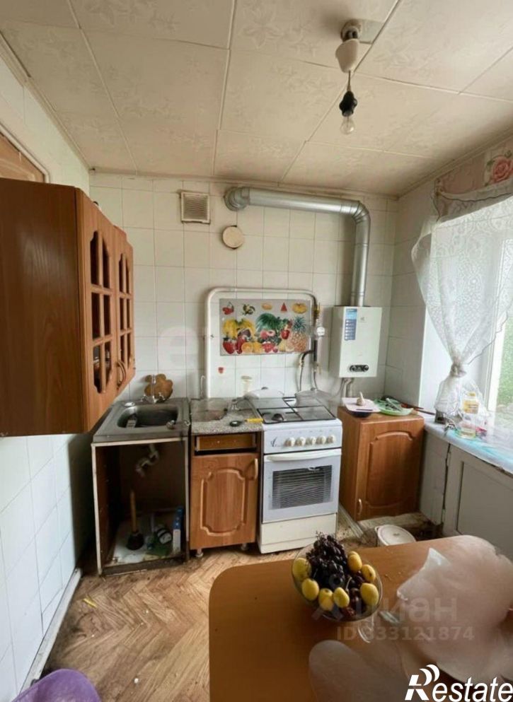 3-комн квартира ул Нахимова, 1,  д. 1