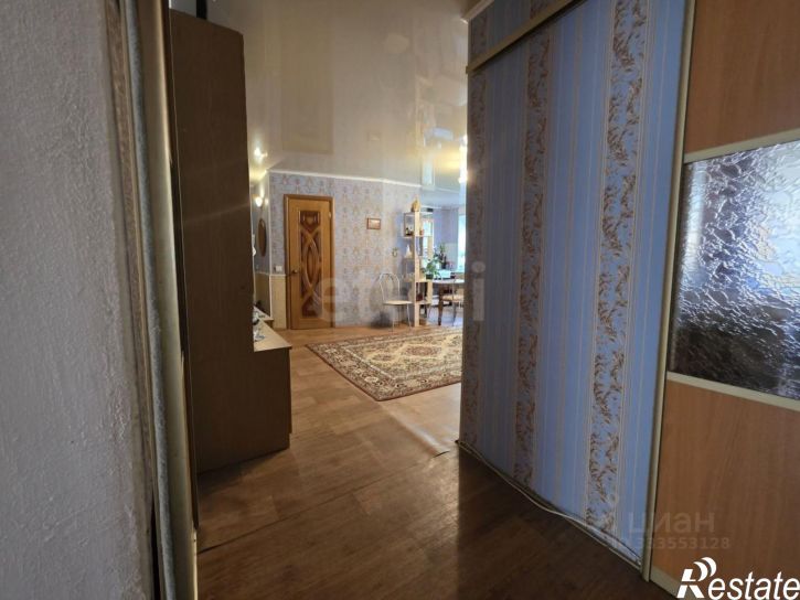 3-комн квартира улица Курчатова, 20,  д. 20