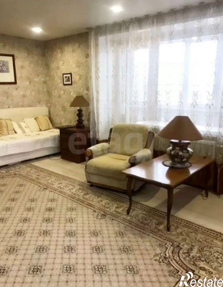 2-комн квартира Коммунистическая улица, 12,  д. 12