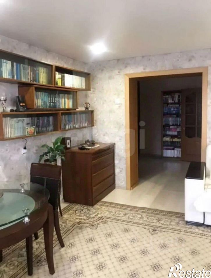 2-комн квартира Коммунистическая улица, 12,  д. 12
