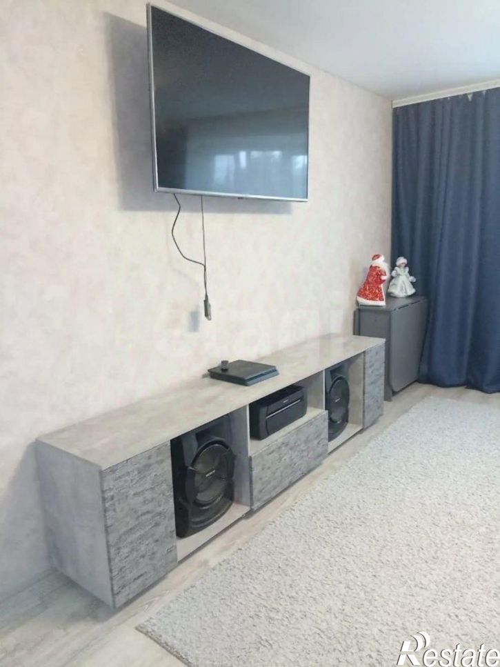 4-комн квартира улица Дружбы, 20,  д. 20