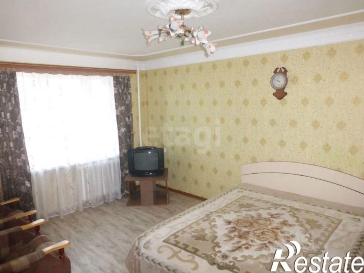 1-комн квартира улица Артёма, 118,  д. 118