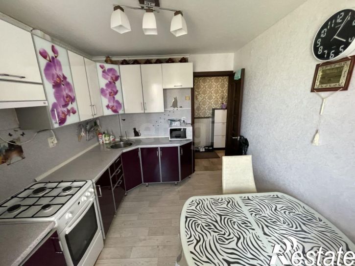 3-комн квартира Коммунистическая улица, 34,  д. 34