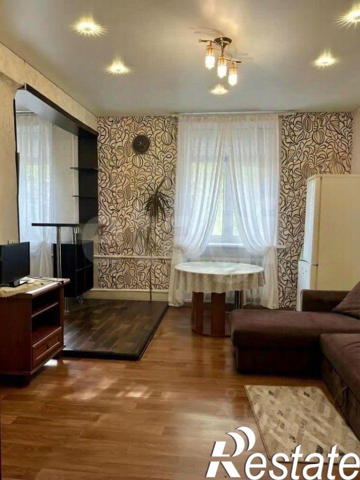 3-комн квартира Железнодорожная улица, 28,  д. 28