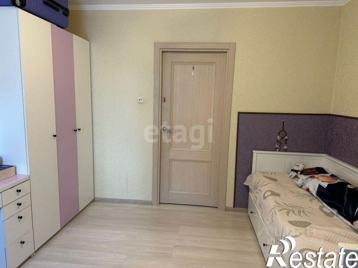 4-комн квартира улица Карла Маркса, 152,  д. 152